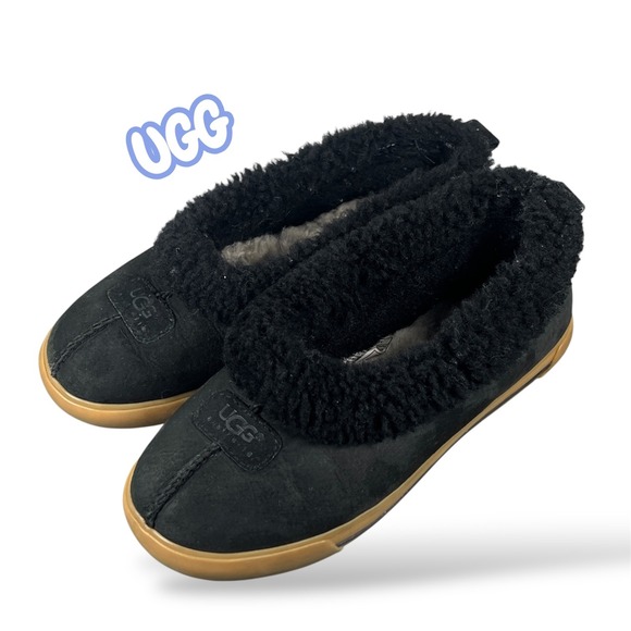 UGG Shoes - UGG Australia 1871 Black Suede Shearling Lined Slippers Womens 8 Gum Sole Shoes